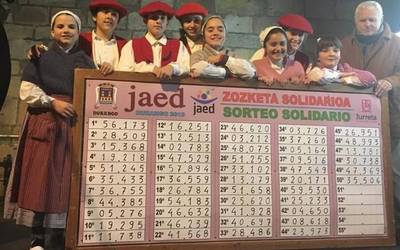 JAEDeko autoa 56.173 zenbakidun txartelarentzat