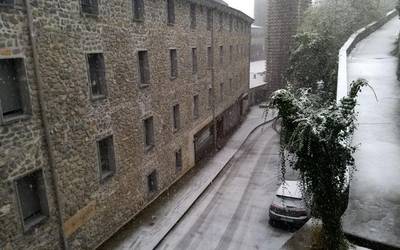Elurra iragarri dute eguaztenerako 500 metrotik gora