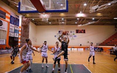 Juaristi ISBk garaipen errazarekin ekin dio urte berriari