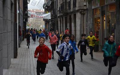 Aitor Mimenzak eta Jone Zabaletak irabazi dute XVIII. San Silbestre lasterketa