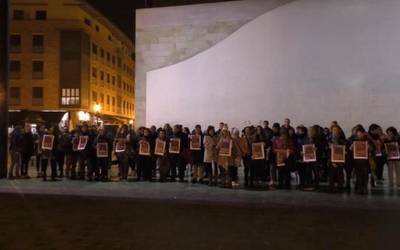 Indarkeria matxista gaitzesteko elkarretaratzea egin dute