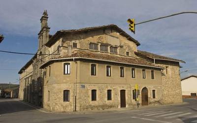 Igandean egingo dute herri galdeketa Dulantzin