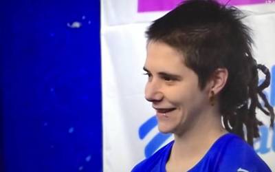 Eneritz Arrieta eskuz binakako lehen mailako Emakumea Pilotari Txapelketan