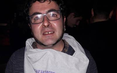 Lopez de Munainek jantzi du Bergarako bertsolari onenaren zapia