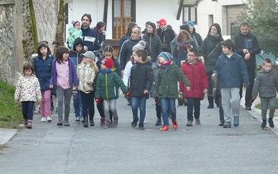 Lau urtez behera egin ondoren, populazioak gora egin du