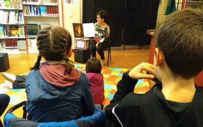 Hiru adin tartetarako ipuin  kontalari saioak, aurrerantzean, liburutegian