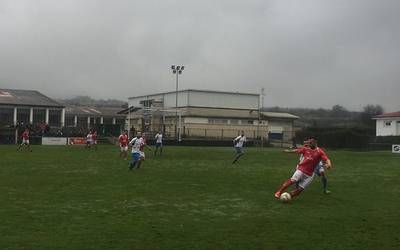 Lagun Artearen eta Altsasuren arteko derbiko puntuak Lakuntzan geratu ziren