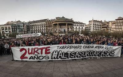 Alderdi sozialistako zenbait kidek Altsasuko Auzian "bidezko tratua" eskatu dute