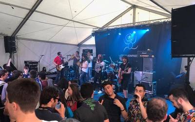 "Arrakastatsua" izan da Xaxauren bilera, eta "jende berria" batu da konpartsara
