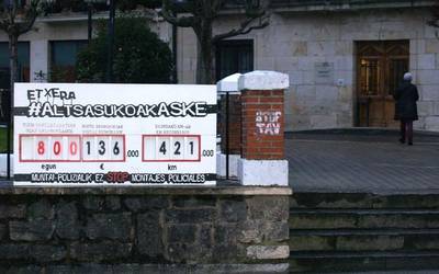 800 egun espetxean