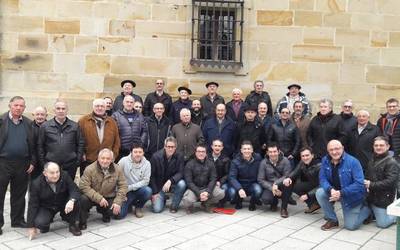 San Anton kofradiaren eguna ospatu zen