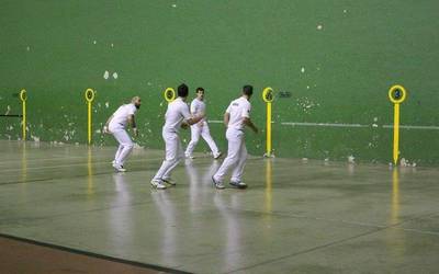 Pilota partidak jokatuko dira gaur, Orioko pilotalekuan