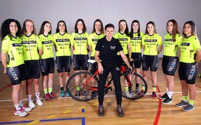 Sopela Women's Team txirrindularitza-taldea aurkeztu dute