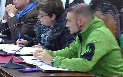 Bi altsasuar Ahal Duguko Nafarroako Parlamentuko primarioko zerrendan