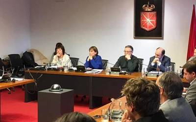 Uxue Barkos: "Gazteak bunker bat eraikitzen ari ziren, ez zuten hitz egiteko asmorik"