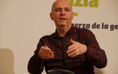 Joseba Vivanco EH Bilduko alkategiaren aurkezpenean Kike Fernandez de Pinedo ere aritu zen