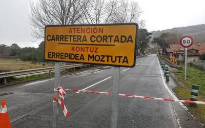 (EGUNERATUTA) Getaria eta Zarautz arteko errepidea ireki dute