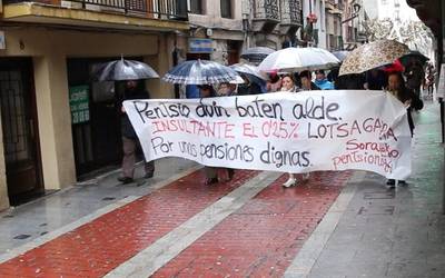 ‘Pentsioen borroka’ hizpide izango dute egueneko hitzaldian