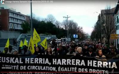 Arropa bildu da migratzaileentzat