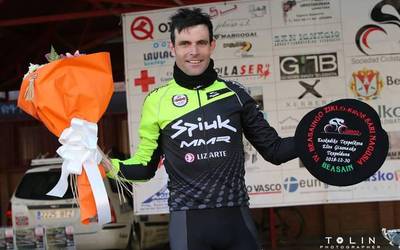 Erretiroa hartuko du Ruiz de Larrinagak