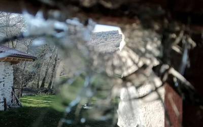 Kontzentrazioa deitu du Amurrioko Udalak Lezamako tiroketa salatzeko