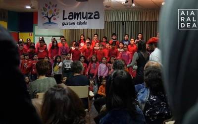 Lamuza Ikastetxearen 50. urteurrena ospatzeari ekin diote