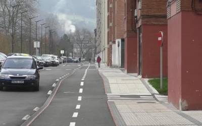 Gurutzeko lurazpiko garajeak eraiki eta urbanizazioa berritzeko lanak astelehenean hasiko dira