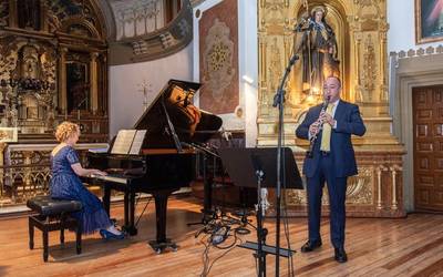 Historia eta musika 33. urteurrenean