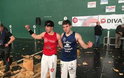 Joxean Etxeberria erraz nagusitu da Doneztebeko aizkora apustuan