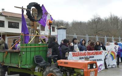 Emakumeen grebak Ultzamaldea geldiarazi du