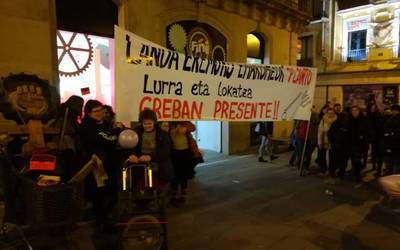 Eskualdeko greba feministaren inguruko zehaztasunak Erruki eta Aioraren eskutik
