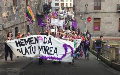 BIDEOA: Olatu morea herrian