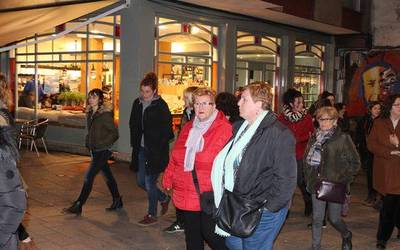 Aldarrikapen feministek hartu dituzte Azpeitiko kaleak
