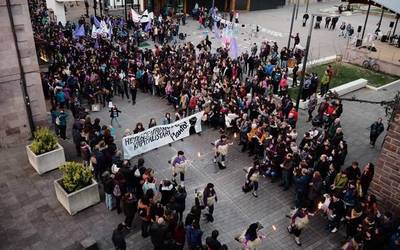 Elizondoko manifestazioarekin borobildu dute martxoaren 8a eskualdeko herritarrek