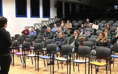 “Aralarren kontserbazioaren auzia positiboan planteatu nahi izan dugu adituei ahotsa emanez”