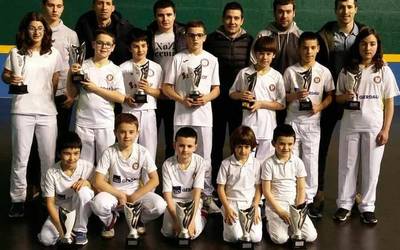 XLV. Atano Buruz Buruko Txapelketako finalak jokatuko dituzte zapatuan
