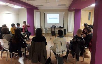 Noka hitzetik hortzera, Emakumeen Txokoan egin dituzten jardunaldietan