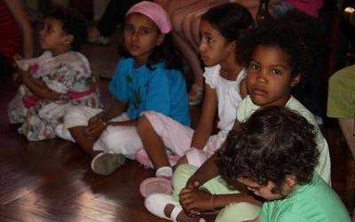 Saharar umeak udan etxean hartzeko izena eman daiteke daborduko