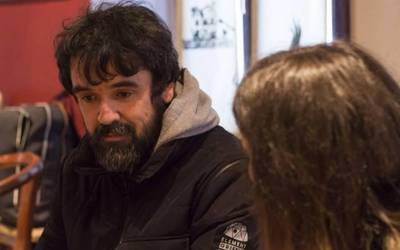 "Topiko bat da, baina nahiago dut areto txikietan jotzea"