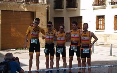 Sergio Garcia de Eulate Altsasuko podiuma zapatzear