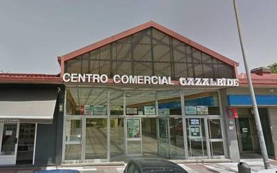Montessori eskolak lanean jarraitzen duela salatu du Steilasek