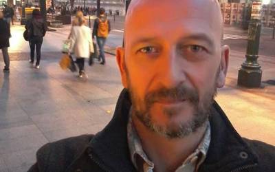 "Bertako musikari eta tabernentzat oztopoak baino ez dira”