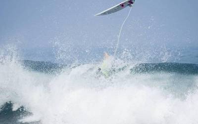 Surf eskolentzat hiru eremu gordeko dira Itzurunen eta beste bat Santiagon