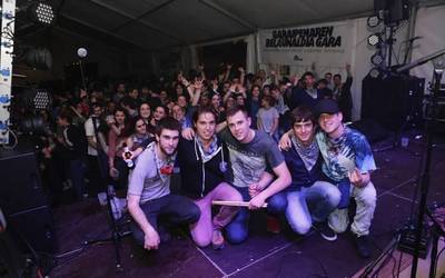 Zabaldu dute santelmoetako Bertsio Gauean izena emateko epea