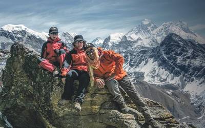 “Himalayako Ama Dablam gailurrera goaz, eskalada askodun 6.856 metroko mendi teknikora”