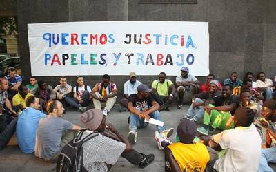 SOS Racismo mugimenduak xenofobia eta arrazakeria gaitzestera deitu du gaur