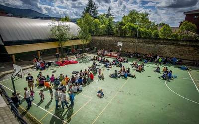 Karmela: elkartasun oasi bat Santutxuko bihotzean