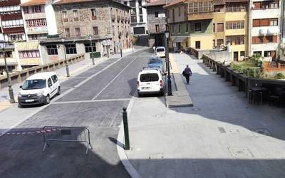 Behera egin du langabeziak Soraluzen