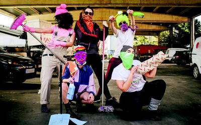 "Lau akorderekin eskemak iraul daitezke, gogoa baino ez da behar"