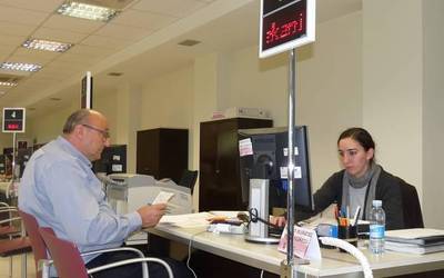 Foru Aldundiak errenta aitorpena euskaraz egitera animatu ditu herritarrak